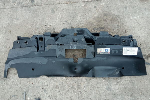 16552961903232006272449138380626-jpg-uniq-id-62a9d0d4a6c12.jpg Capac protectie radiator bara fata Peugeot 407 Coupe