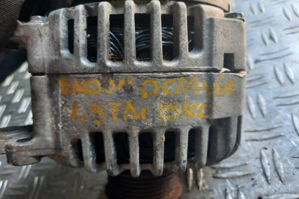 Alternator 1.9 TDi Skoda Octavia cod motor BKC [VAG]