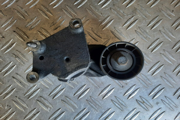 Intinzator curea 1.6 HDi cod A 825809 Peugeot/Citroen