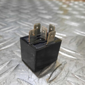 Releu pompa decapotare cod ACB13221