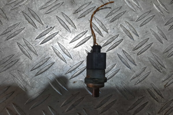 Senzor temperatura aer cod 1J0973702 VW/Audi/Skoda [VAG]