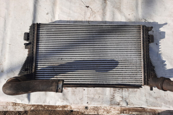 Intercooler cu condute VW Touran 2.0 TDi [VAG]