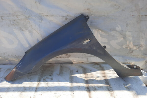 Aripa stanga fata Peugeot 307 Facelift 2006 (gri metalizat)