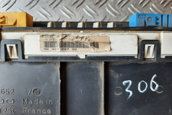 Ceasuri bord Peugeot 306 /9642489780/ [EU]