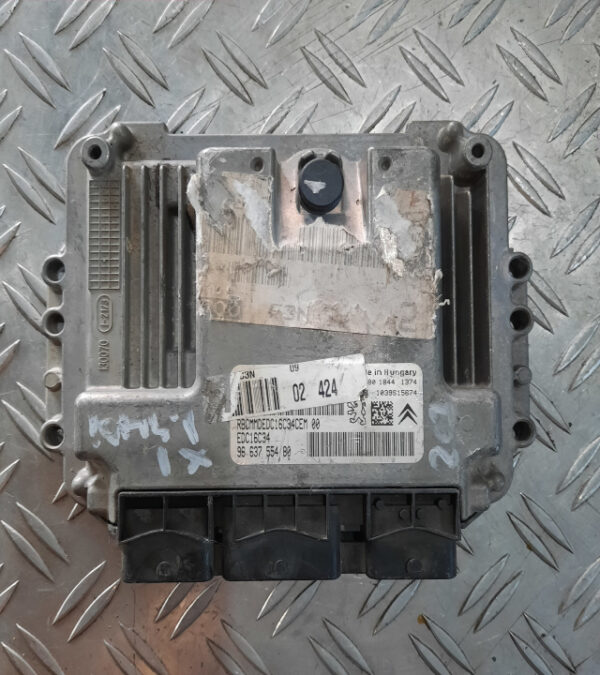 20220822-165537-jpg-uniq-id-6304b44e397eer-1.jpg Calculator motor ECU Peugeot 207 1.6 HDi cod motor 9HX cod 9663755480