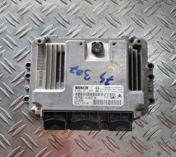 ECU Calculator motor Peugeot Citroen cod 9661773380 1.6 HDi