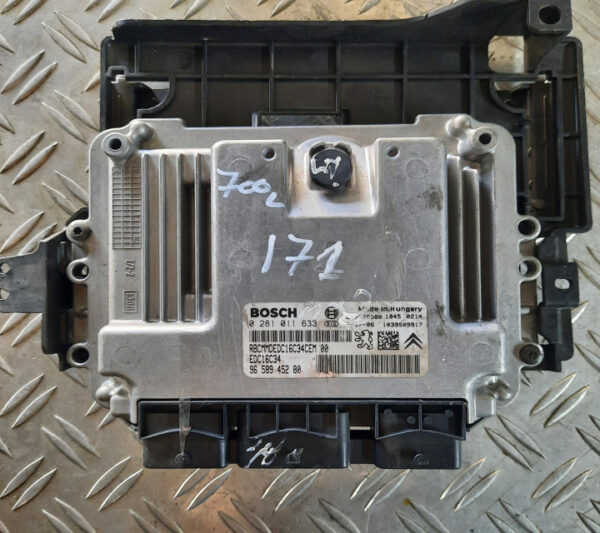 Calculator motor ECU Peugeot 407 1.6 HDi cod motor 9HZ cod 9658945280
