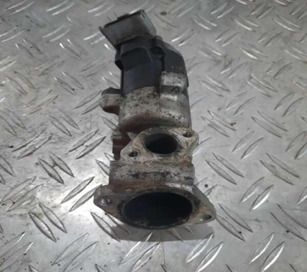 20220922-113547-jpg-uniq-id-632c2ae250440.jpg Supapa EGR Valeo 2.7 HDi automata motor UHZ