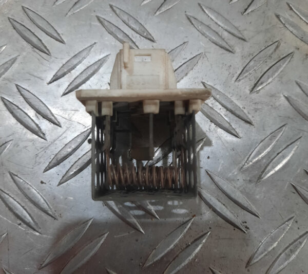 Rezistenta trepte Peugeot 206