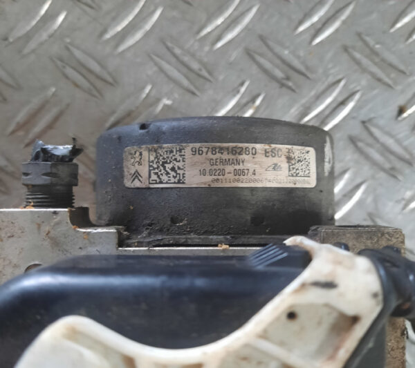 20220926-131017-jpg-uniq-id-6331b375e8a41.jpg Pompa ABS Citroen DS3 1.6 HDi cod 9678416280