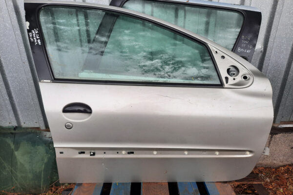 Usa dreapta fata Peugeot 206 (argintiu)