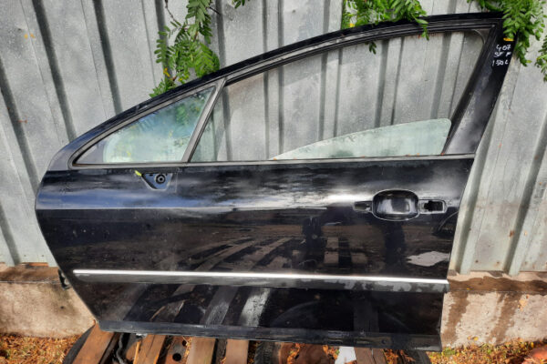 Usa stanga fata Peugeot 407 (negru)