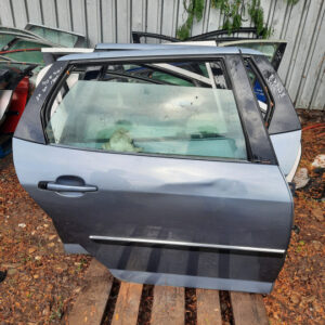 20220927-144344-jpg-uniq-id-633311a00221b-1.jpg Usa dreapta spate Peugeot 407 SW (gri)