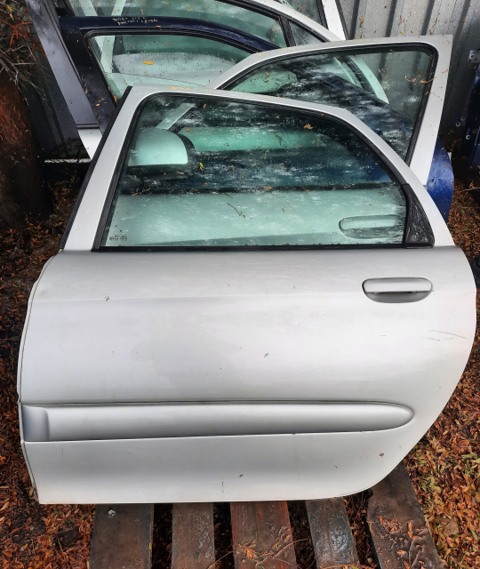 Usa stanga spate Citroen Xsara Picasso (argintiu)