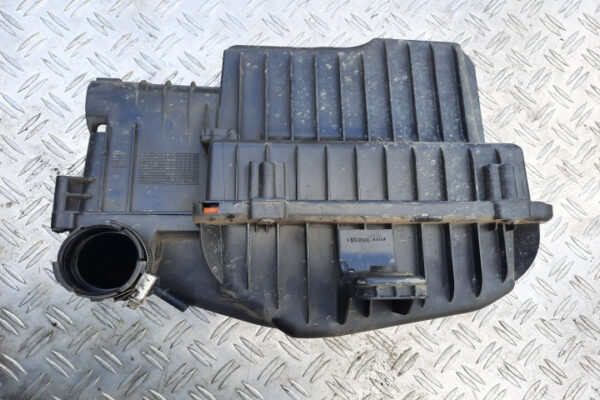 Carcasa filtru aer 9670851880 1.2 VTi ETG Peugeot 208 an 2013