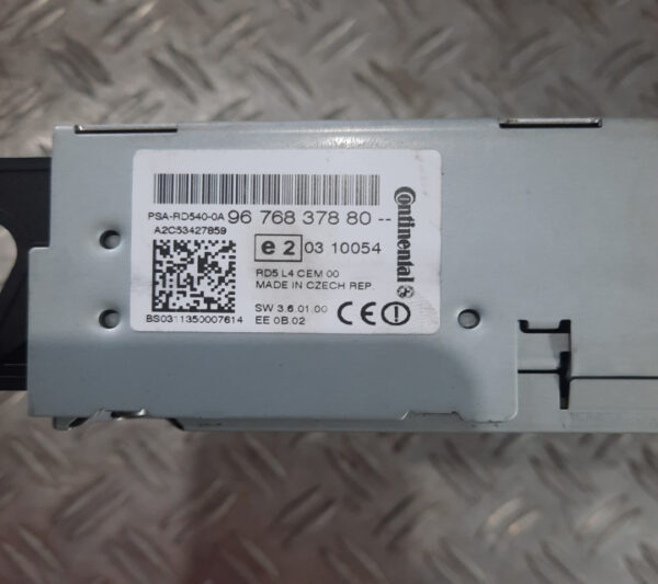 Radio/CD Player 9676837880 Peugeot 508
