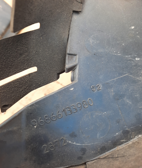 20221005-152906-jpg-uniq-id-633ea94c7ea51-1.jpg Deflector aer 96866133980 Peugeot 3008 an 2011
