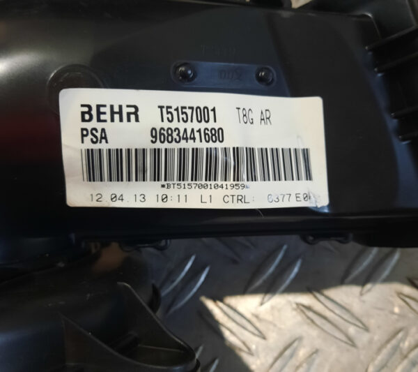 Ventilator racire incalzire spate Peugeot 5008 cod 9683441680
