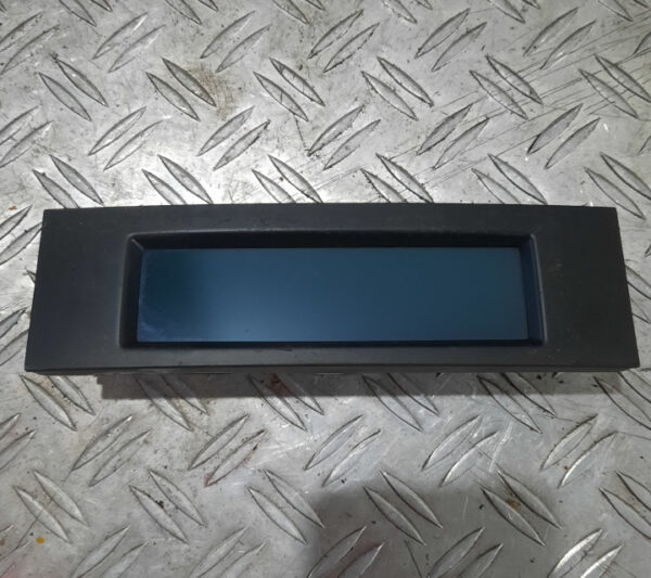 20221005-162151-jpg-uniq-id-634000973deb2.jpg Display bord 9817257280 Peugeot 5008 an 2013