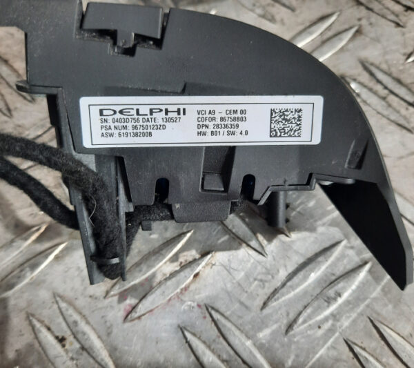Comenzi volan 96750123ZD Peugeot 208 2013