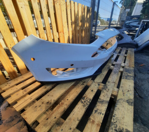 Bara fata Ford Focus MK4 2018-2020 (alb)