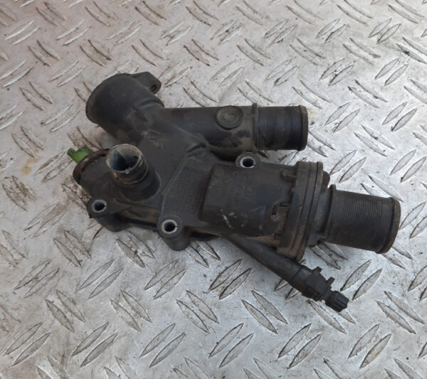 20221027-162450-jpg-uniq-id-635b95cb7c369.jpg Corp termostat 2.0 HDi 9682141580 Peugeot 308