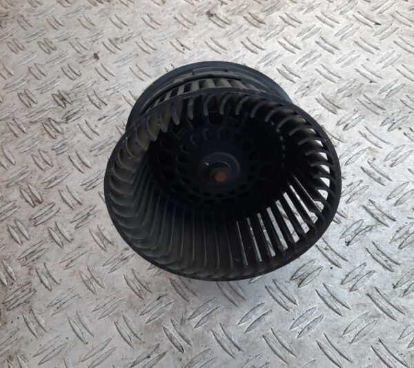 Ventilator habitaclu T100588K Peugeot 308