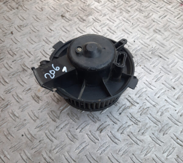 Ventilator habitaclu Peugeot 206