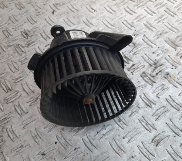 Ventilator habitaclu PF2A2 Peugeot 307 facelift