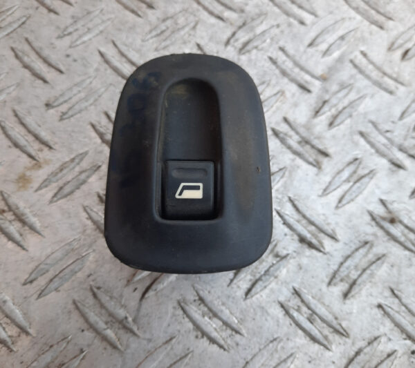 20221102-125356-jpg-uniq-id-6362670f499cd.jpg Comanda geam pasager Peugeot 306