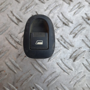 20221102-125737-jpg-uniq-id-6362765e0ea2e.jpg Comanda geam pasager Peugeot 406