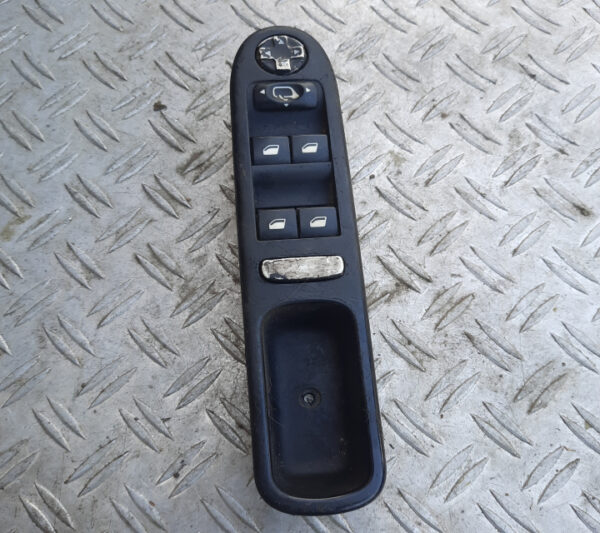 Panou comanda geam stanga fata Peugeot 207