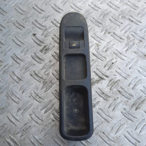 20221107-124902-jpg-uniq-id-6369107cde5fa.jpg Comanda geam dreapta fata Peugeot 307
