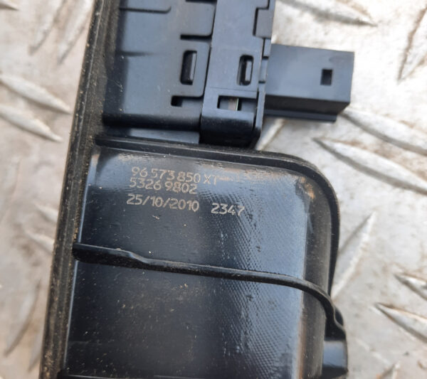 Comanda geam dreapta spate Peugeot 308