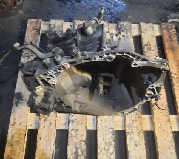 Cutie viteze manuala Peugeot 306 2.0 HDi cod motor RHY cod 20TD42