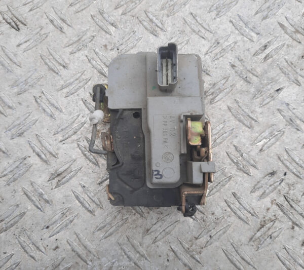 Broasca usa dreapta fata Peugeot 206