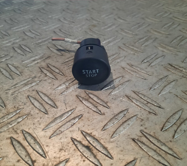 Buton start / stop Renault Megane 3 1.5 DCi 2009
