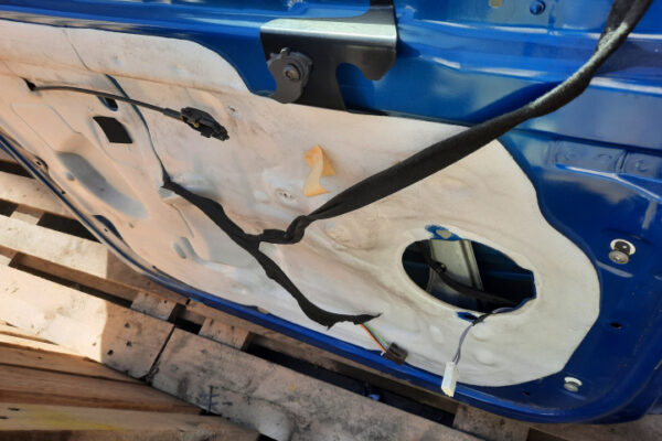 Macara geam stanga fata Renault Clio 3 Facelift 2010