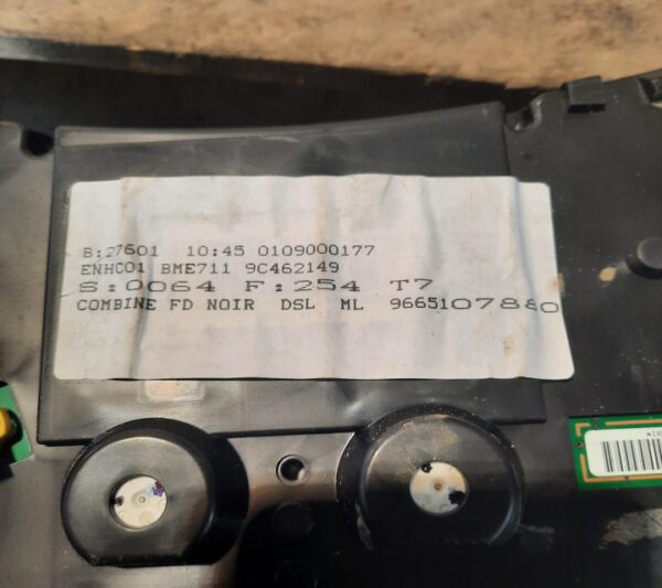 Ceasuri bord 9665107880 Peugeot 308 [UK]