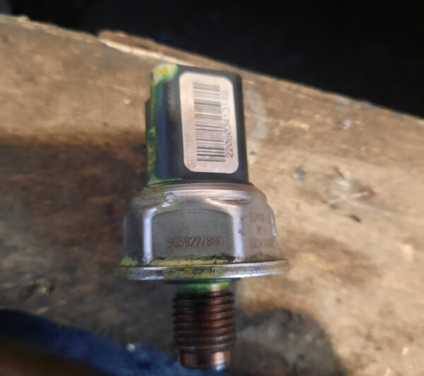 Senzor presiune rampa injectoare 9658227880 2.0 HDi 140cp RHF