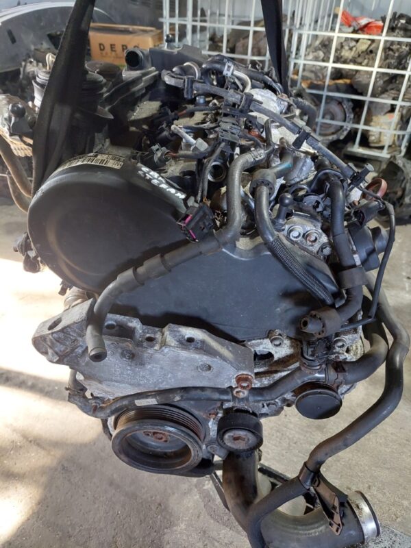 Motor fara anexe Volkswagen Audi Skoda cod CBA 2.0 TDi 140cp