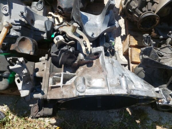 Cutie viteze manuala 6 trepte Peugeot 407 2.0 hdi motorizare RHR cod 20MB02