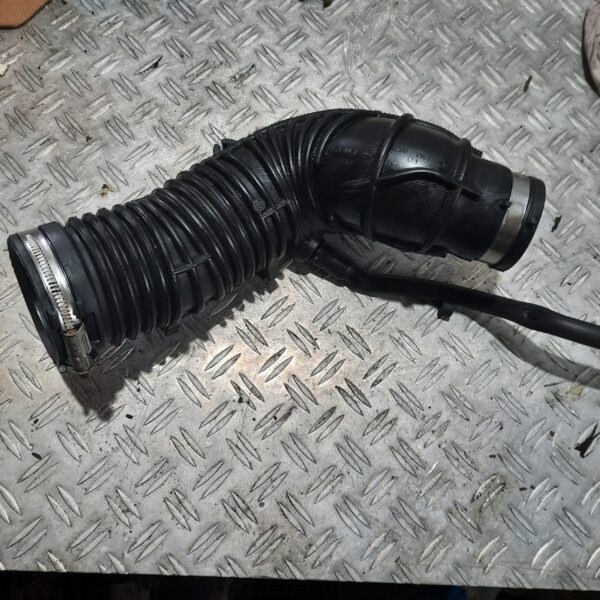 Tub intercooler 8200714810-B 2.0 DCi 150cp Renault Laguna 3