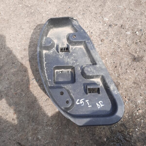 Soclu lampa stop dreapta Citroen C5 1