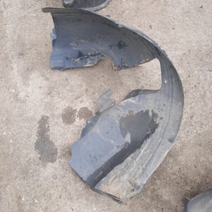 Carenaj roata stanga fata 9680374980 Peugeot 308 CC