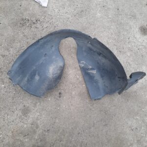 Carenaj roata dreapta fata 9678576880 Citroen C3 II / DS3 2013
