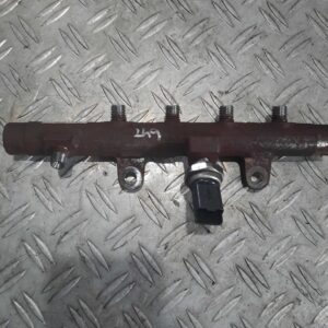 Rampa injectoare completa H8200296867 1.5 DCi Renault Megane 3 Coupe
