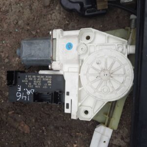 Motoras macara geam dreapta fata 1137328233 Citroen C6 an 2009