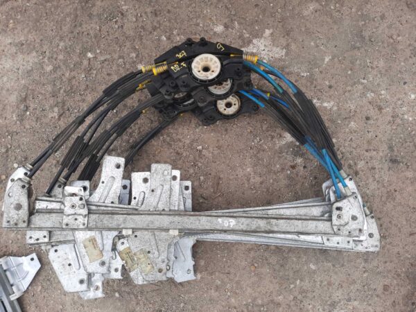 Macara geam dreapta fata completa Peugeot 307