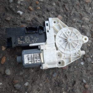 Motoras macara geam stanga fata 1137328124 Peugeot 407